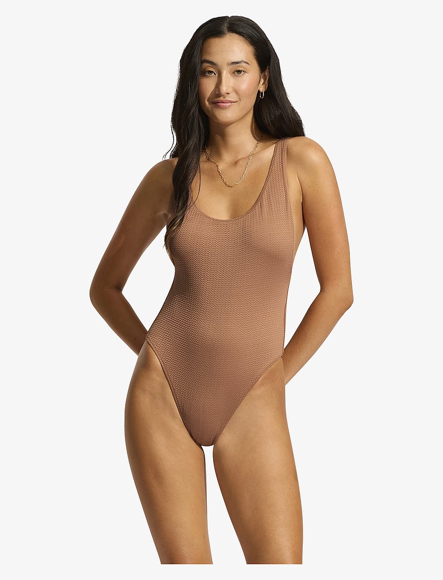 Seafolly - SeaDive Deep V Neck One Piece - bronze - 0