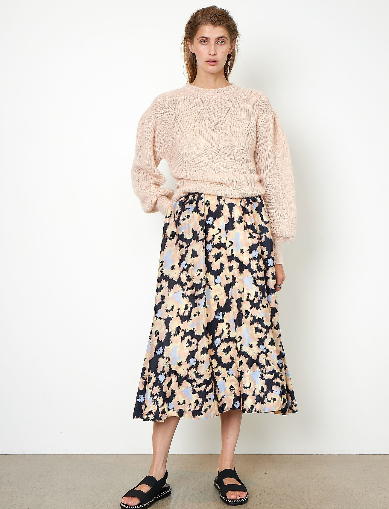 Second Female - Ruth Skirt - deep well - 4
