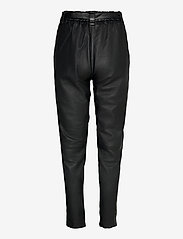 Second Female - Indie Leather New Trousers - festtøj til outletpriser - black - 1