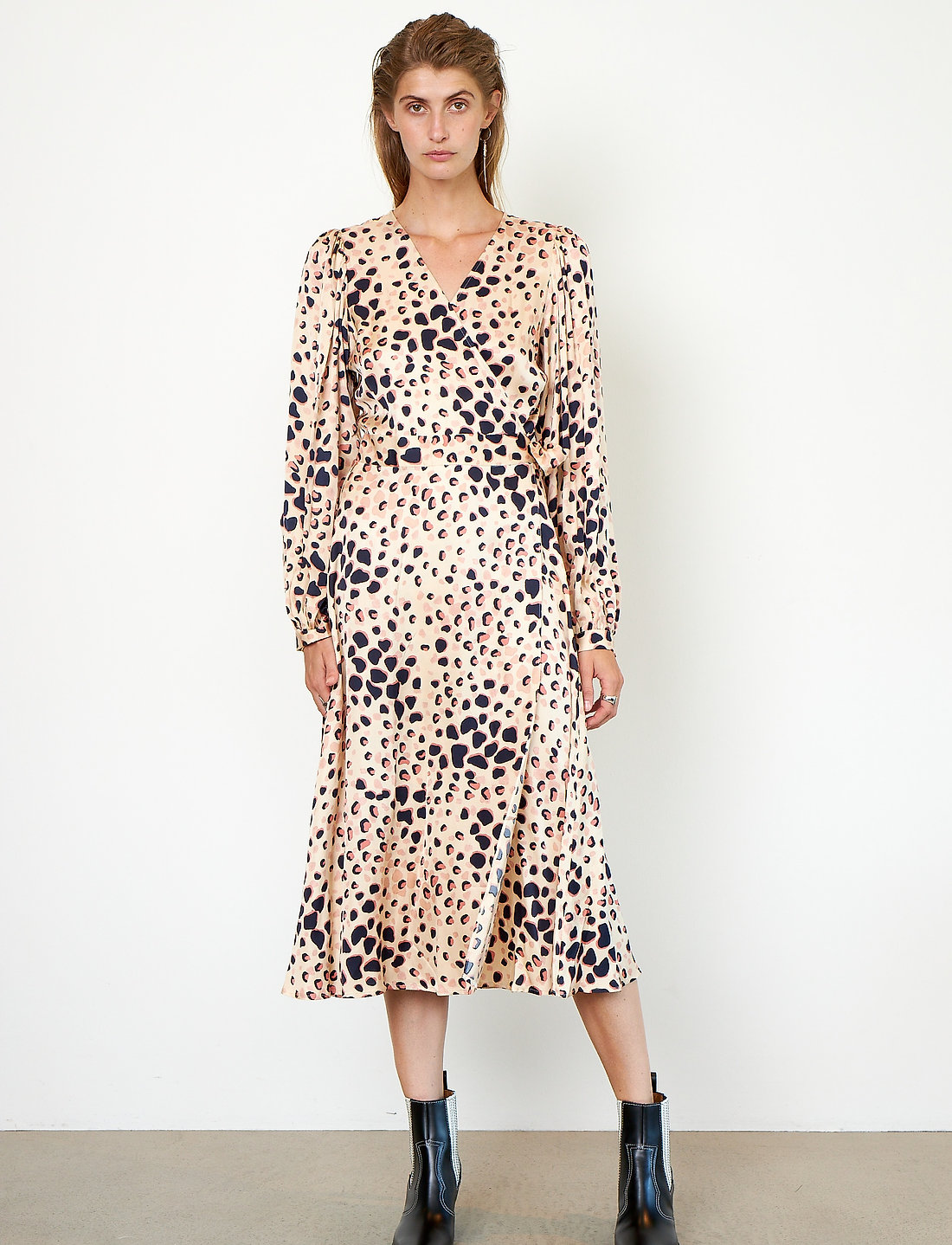 Second Female Amur Wrap Dress Midi dresses Boozt