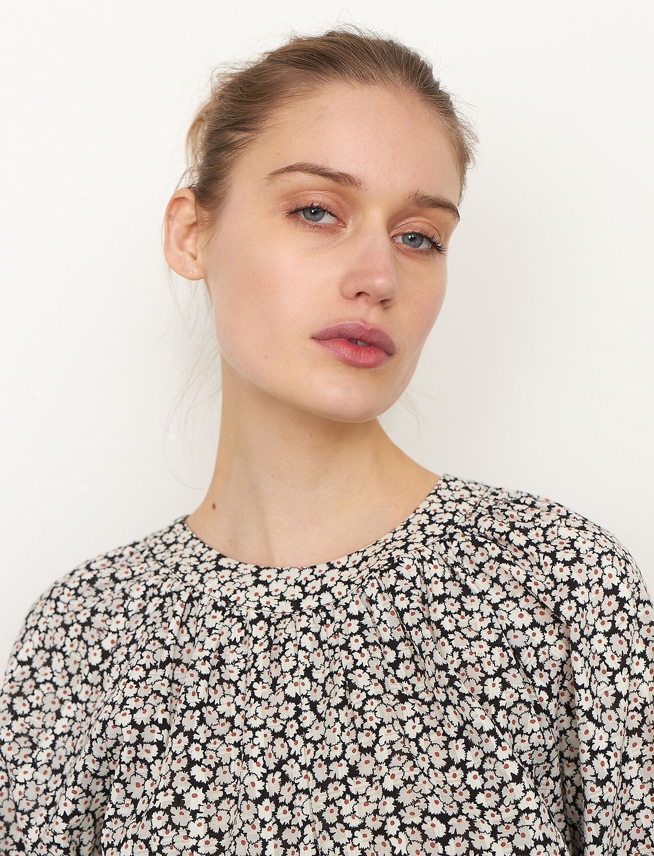 Second Female - Line Blouse - egret - 3