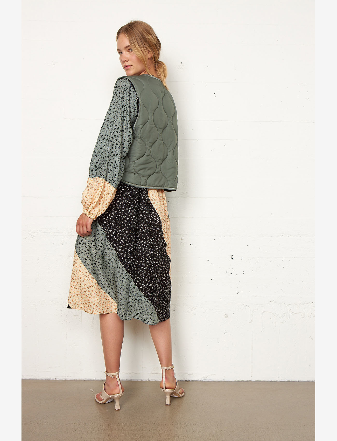 Second Female - Calluna Quilt Waistcoat - agave green - 5