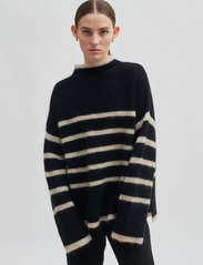 Second Female - Ovalis Knit T-Neck - pullover - black - 5
