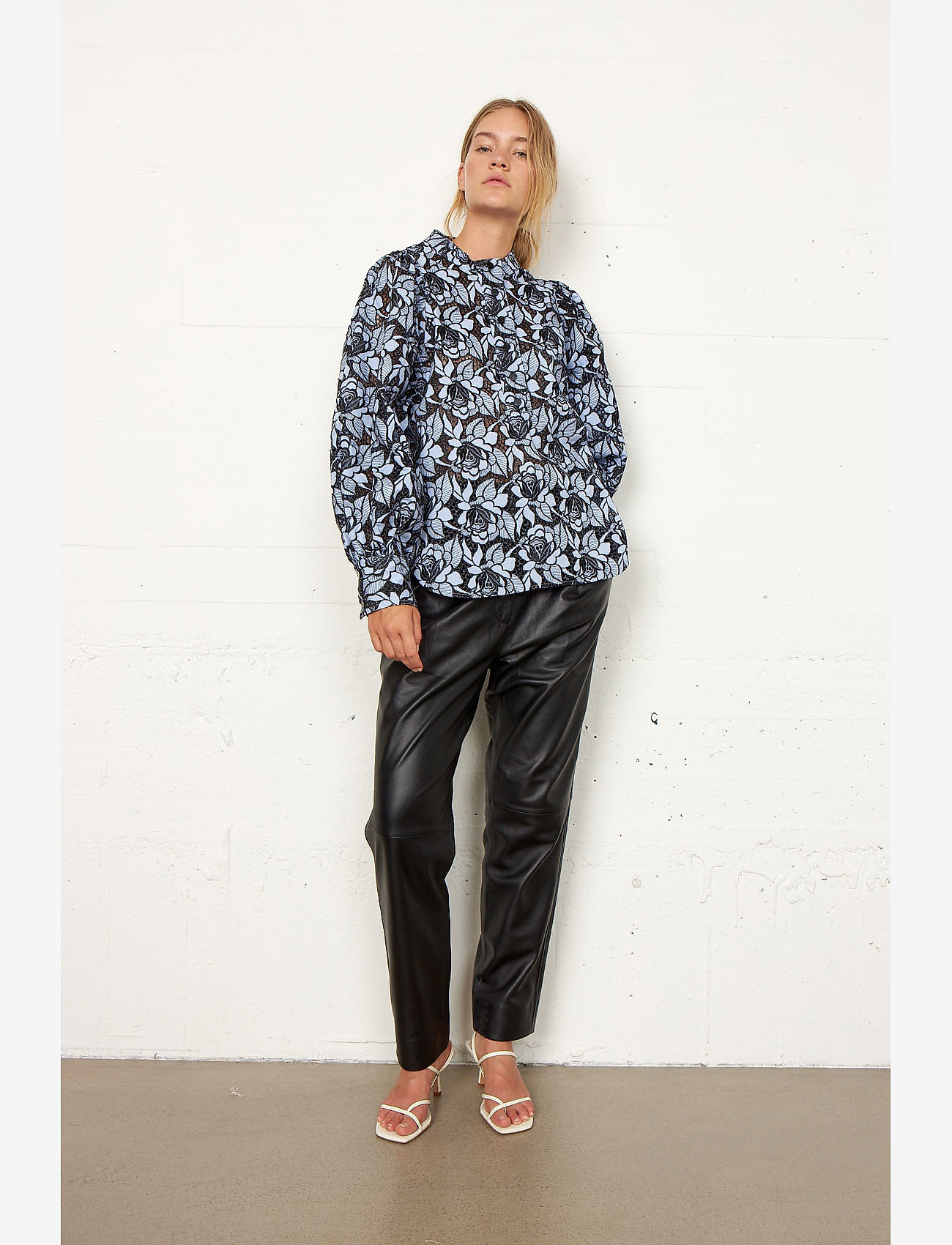 Second Female - Nigella Blouse - brunnera blue - 5