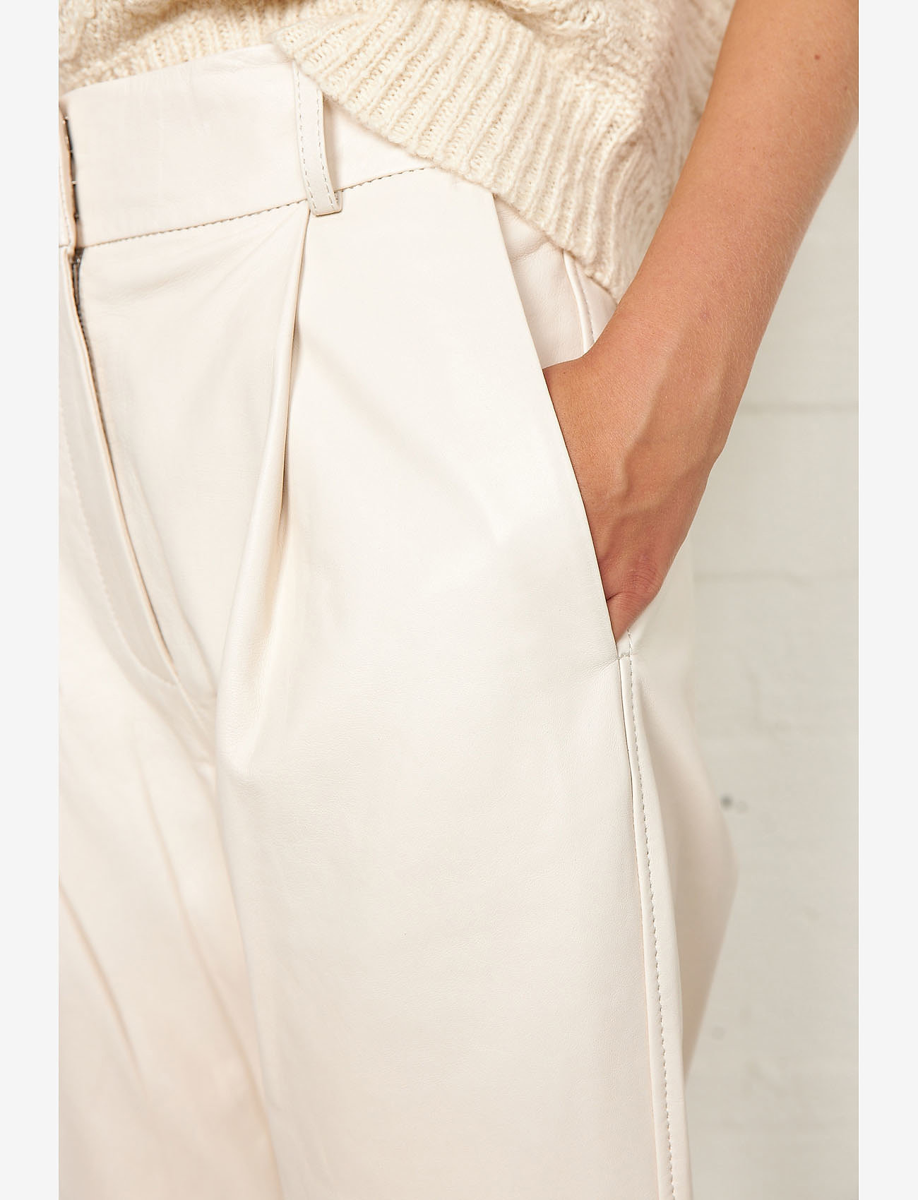 Second Female - Indai Leather Trousers - pearled ivory - 3