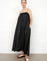 Second Female - Minga Maxi Dress - maxi dresses - black - 4