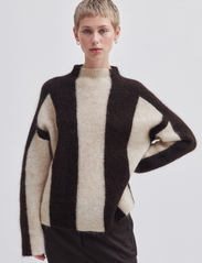 Second Female - Hertha Knit T-Neck - jumpers - molÉ - 2