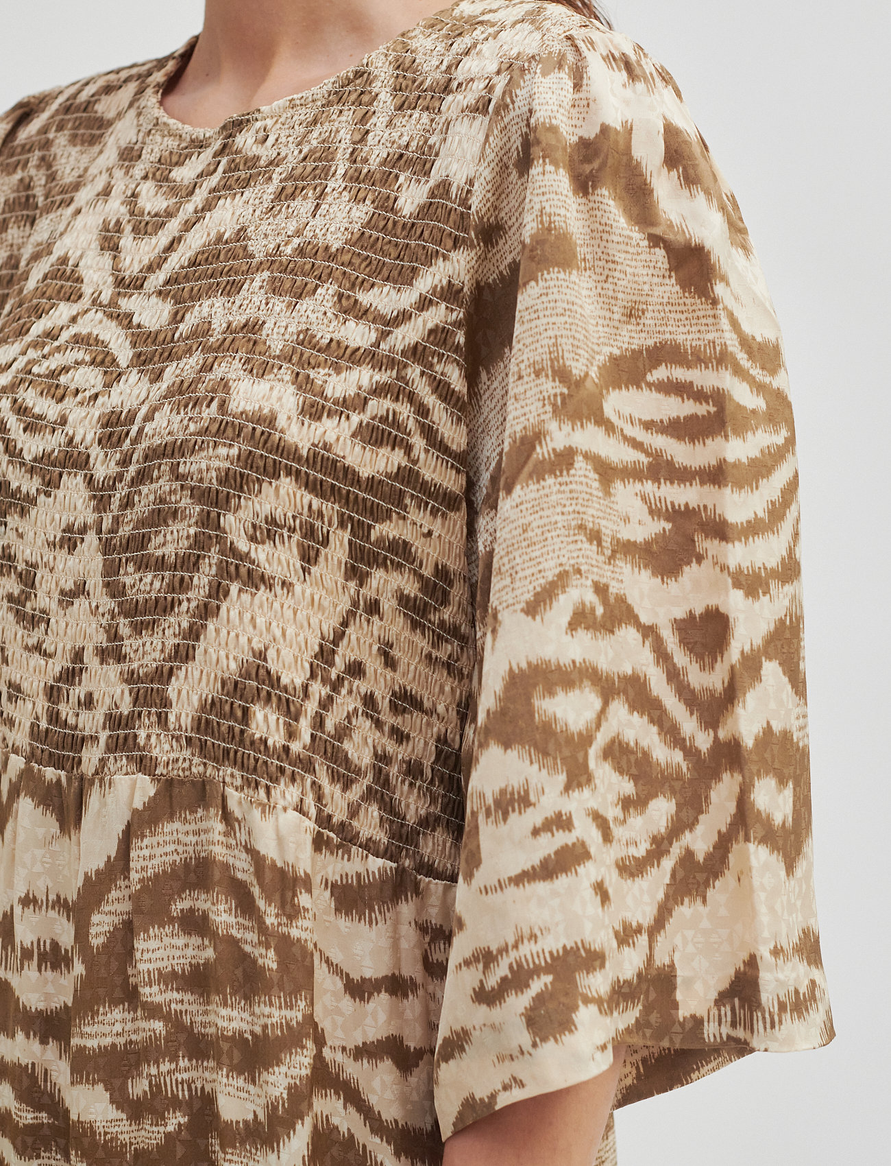 Second Female - Birch Dress - shitake - 3