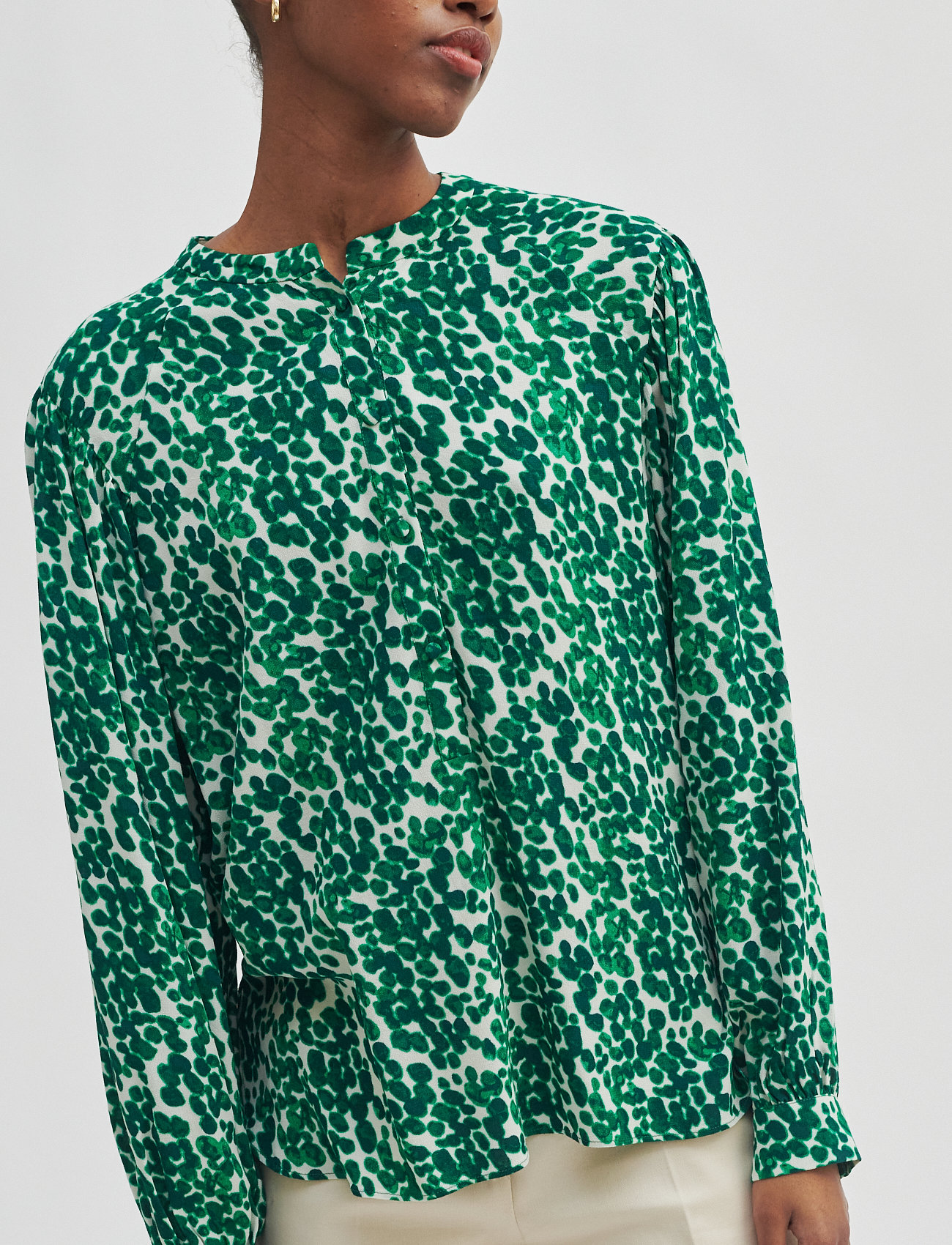 Second Female - Clover Blouse - green tambourine - 3