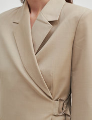 Second Female - Juna Blazer - party wear at outlet prices - weathered teak - 4