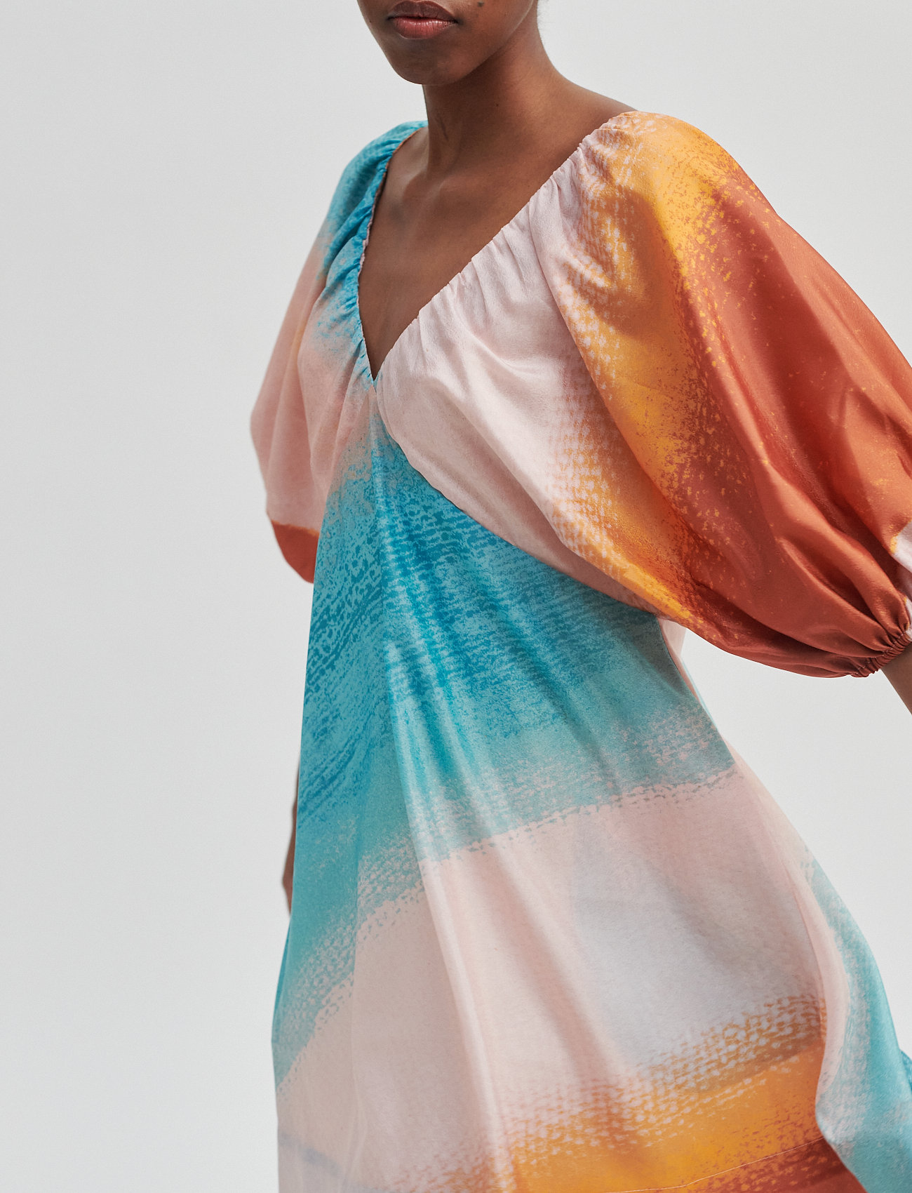 Second Female - Views Dress - auburn - 4