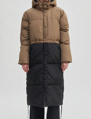 Second Female - Buff New Coat - winter coats - shitake - 2