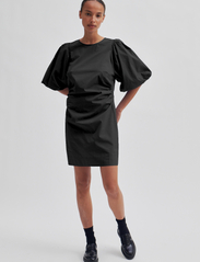 Second Female - Matisol Mini Dress - krótkie sukienki - black - 2