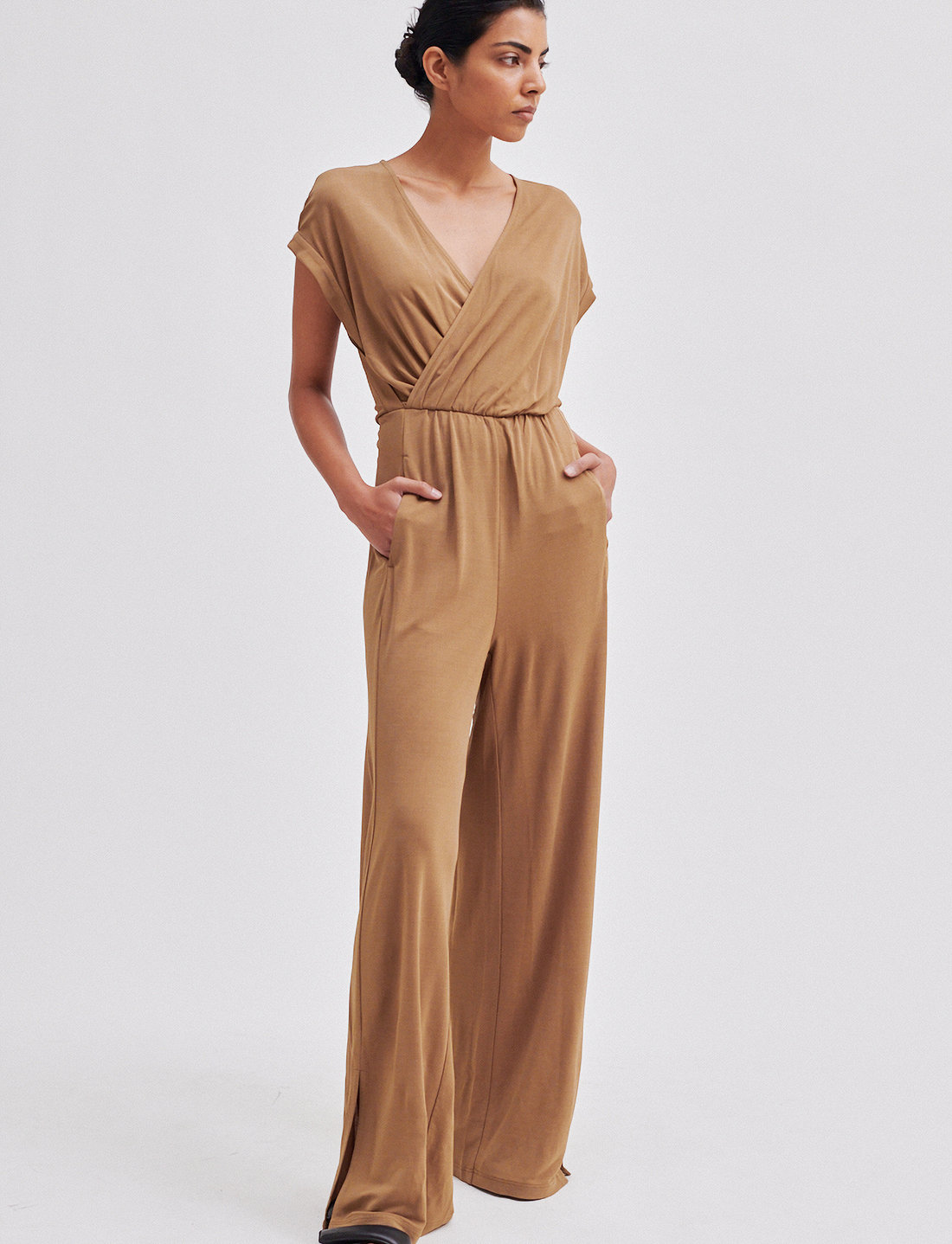 Women s Nine West V Neck Dolman Sleeve Jumpsuit 45 OFF