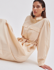 Second Female - Aluline Shirt Dress - midi jurken - ivory cream - 4
