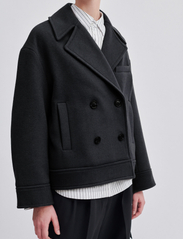 Second Female - Sogano New Jacket - winter jackets - black - 3
