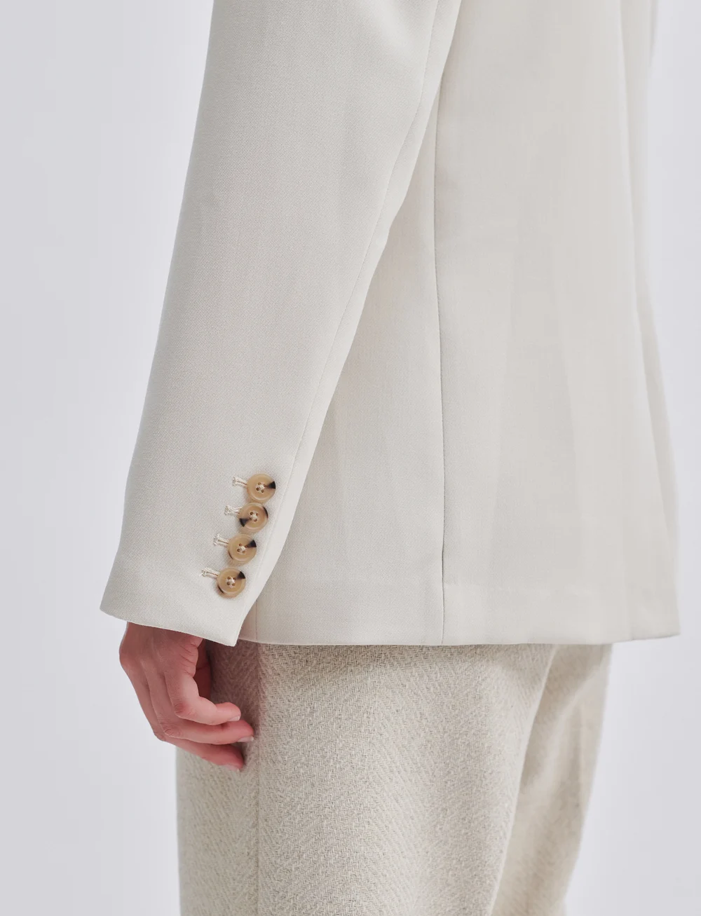 Second Female - Evie Fitted Blazer - Žaketes ar divrindu pogājumu - french oak - 2