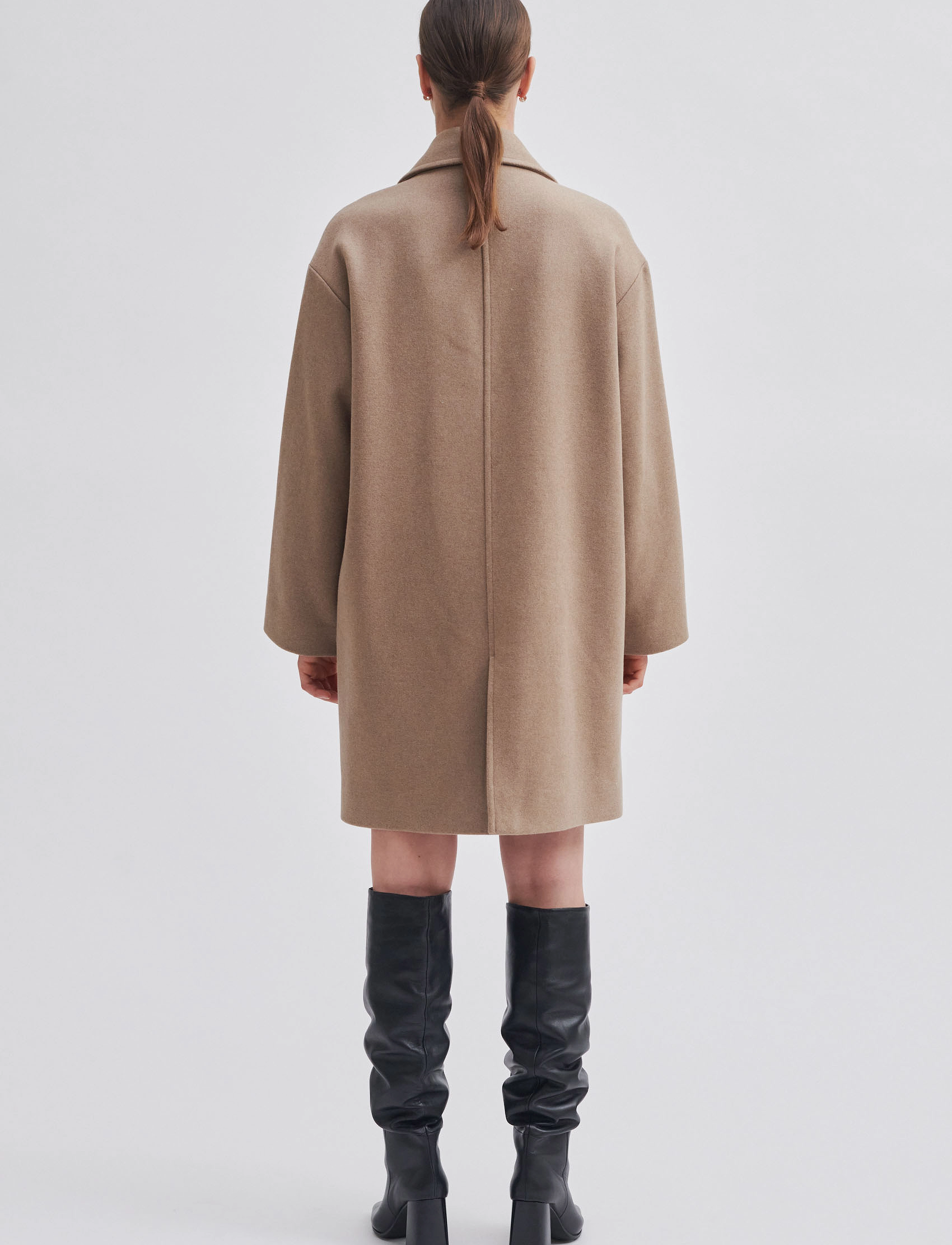 Second Female - Sogano New Coat - silver mink - 5