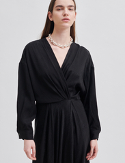 Second Female - Haven Dress - maxi dresses - black - 3