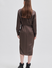 Second Female - Galeries Dress - overhemdjurken - major brown - 5