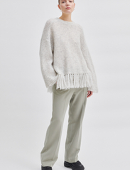 Second Female - Caroa Knit O-Neck - swetry - light grey melange - 5