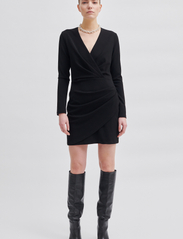 Second Female - Kos Short Dress - feestelijke kleding voor outlet-prijzen - black - 1