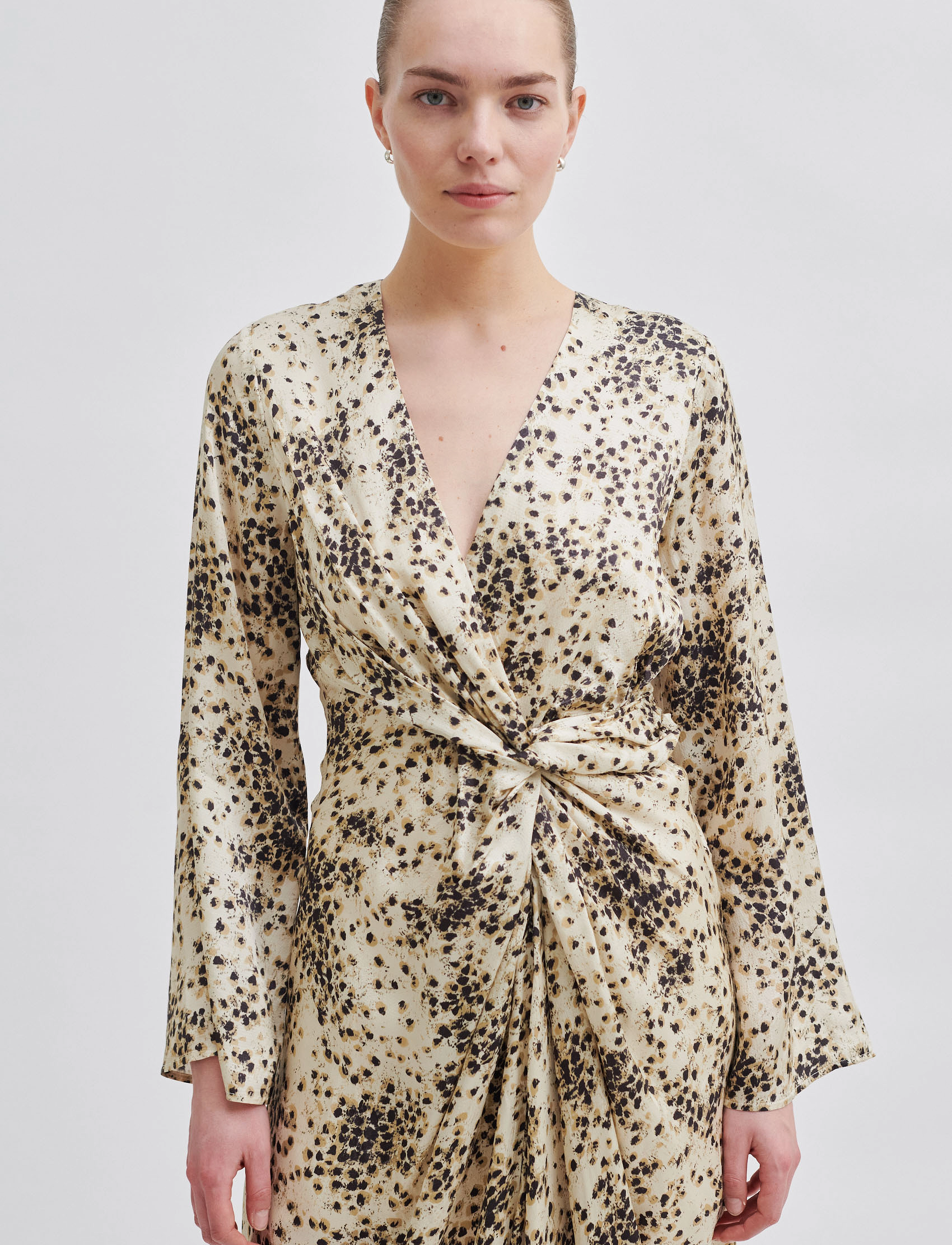 Second Female - Anther Dress - slå-om-kjoler - summer sand - 2