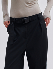 Second Female - Sharo Trousers - dalykinio stiliaus kelnės - black - 2
