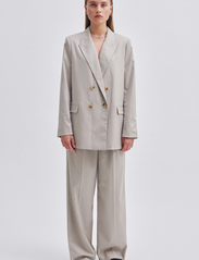 Second Female - Pinnia Trousers - tailored trousers - roasted cashew - 0