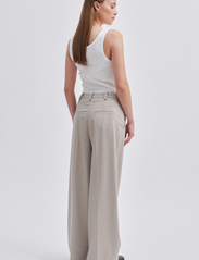 Second Female - Pinnia Trousers - tailored trousers - roasted cashew - 4