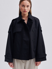 Second Female - Wallie Short Jacket - lentejassen - black - 1
