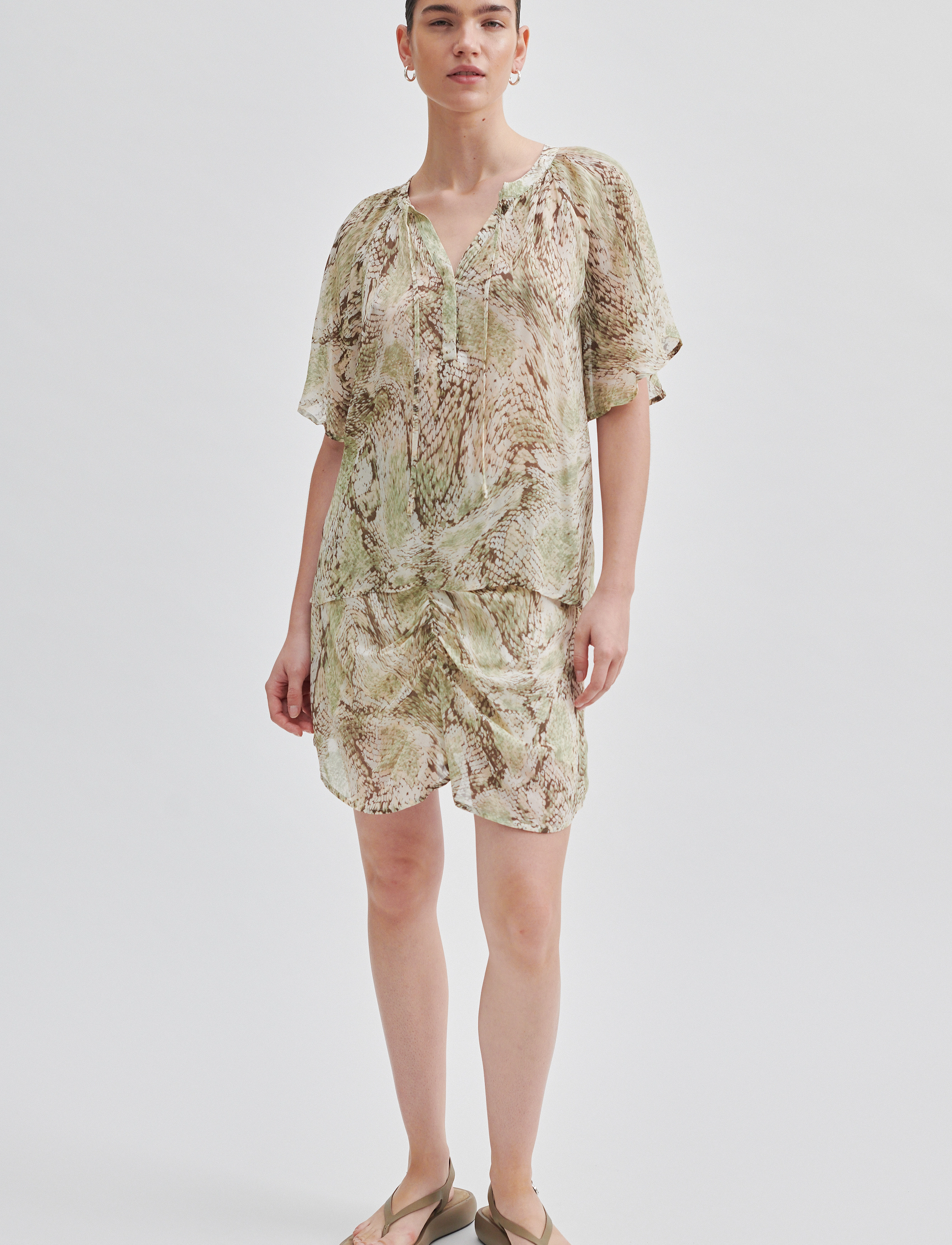 Second Female - Relia Blouse - short-sleeved blouses - tea - 3