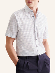 Seidensticker - Business Kent 1/2 - short-sleeved shirts - light blue - 2