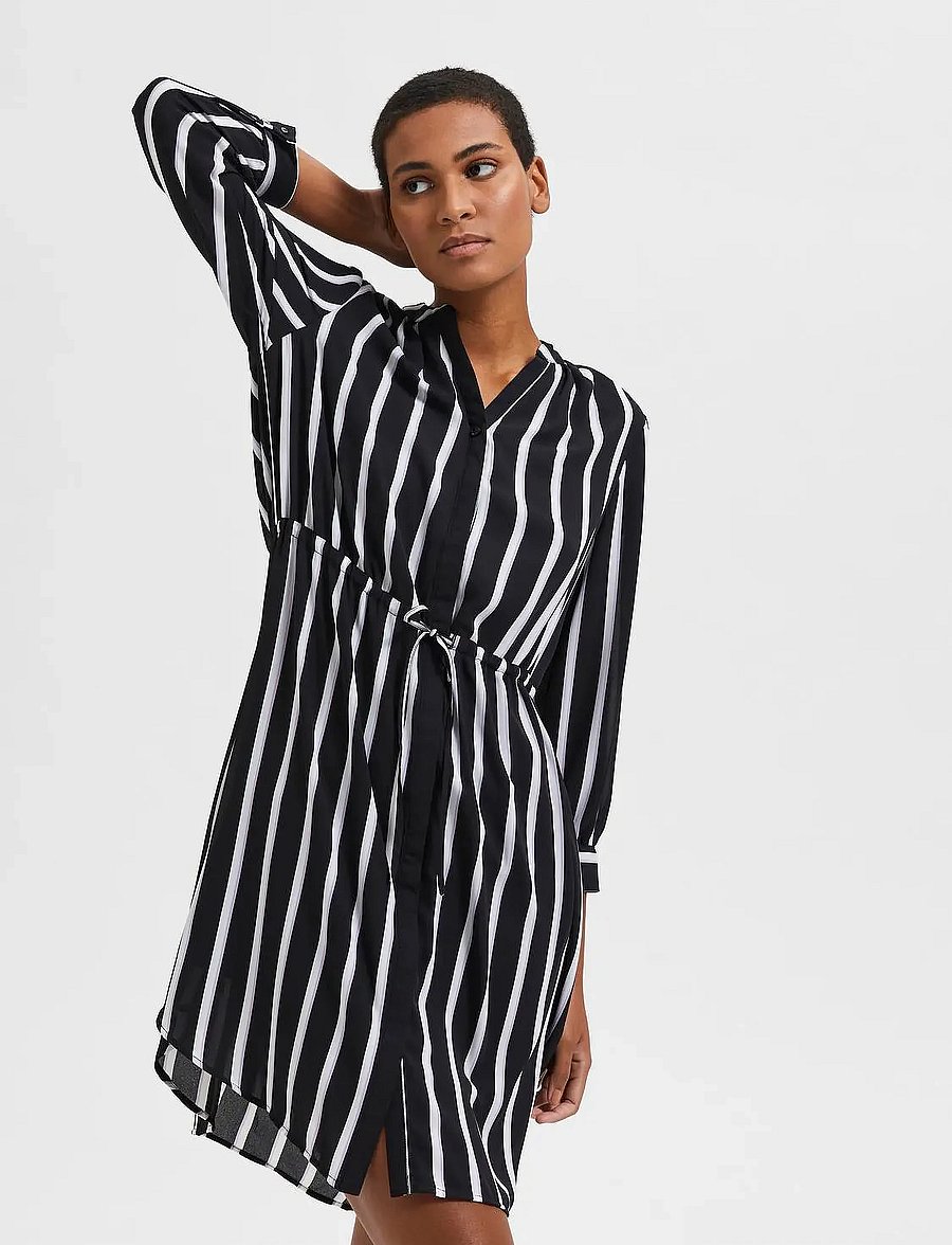 Selected - SLFDAMINA 7/8 AOP DRESS - robes chemises - black - 4