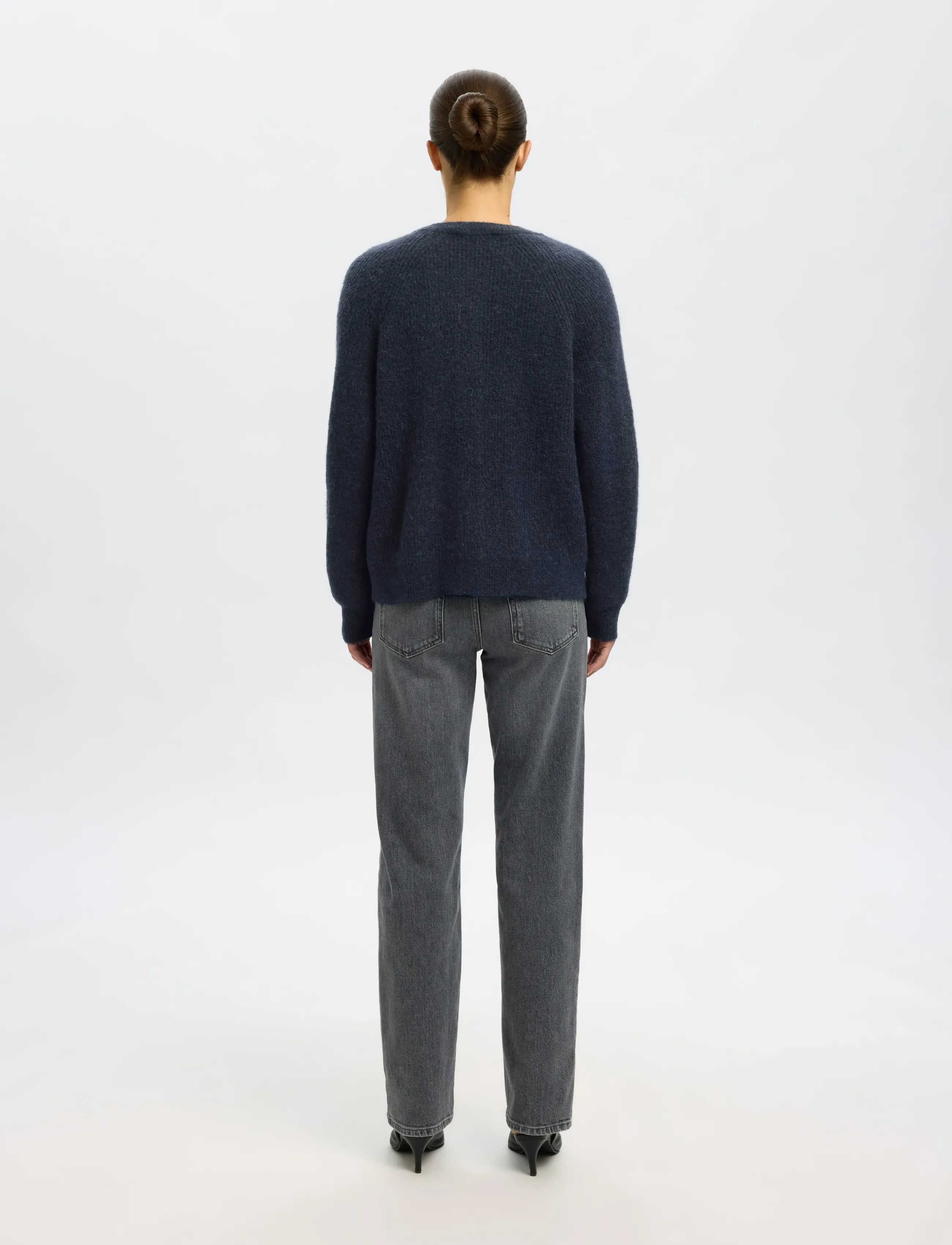 Selected - SLFLULU LS KNIT SHORT CARDIGAN B NOOS - cardigans - dark sapphire - 3