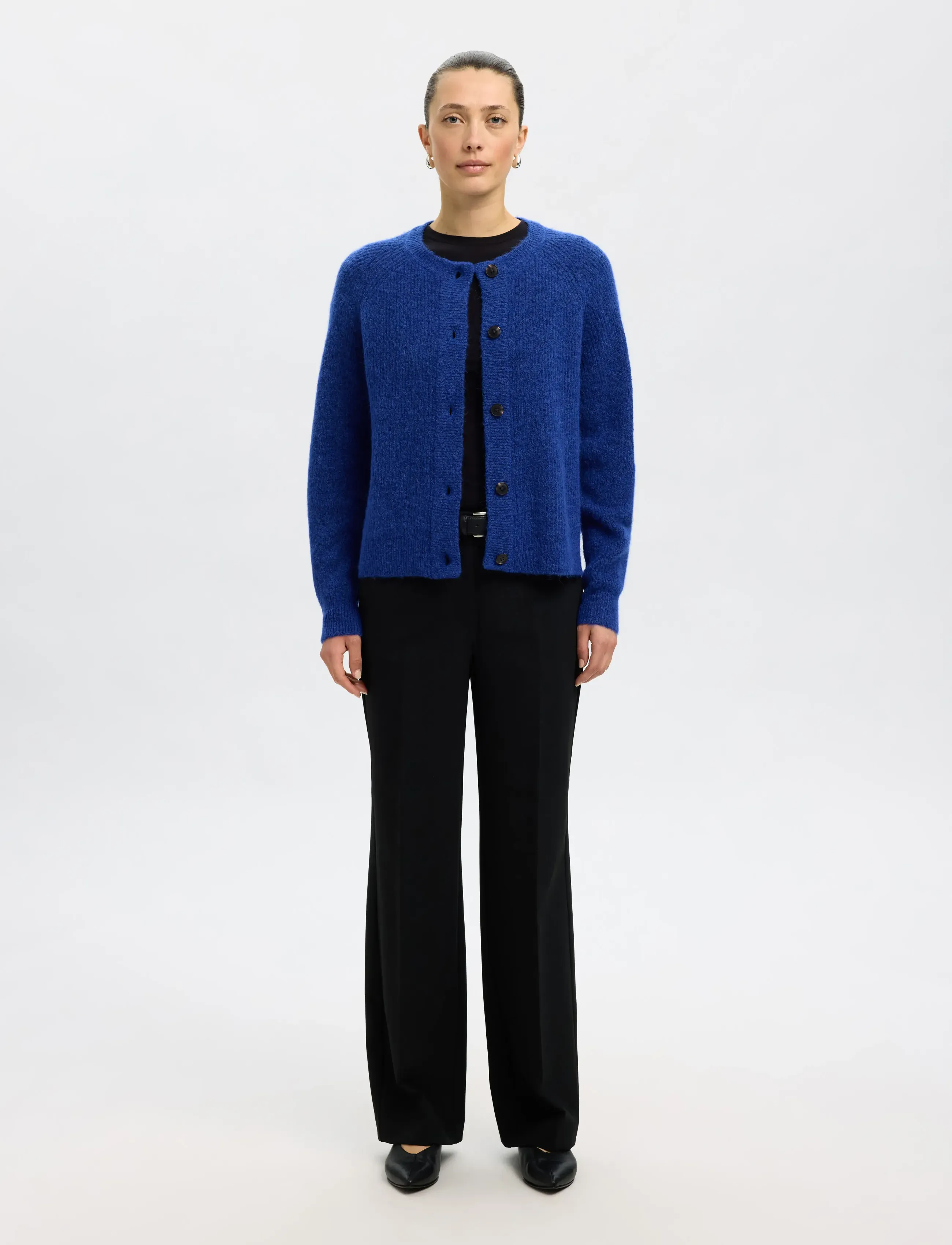 Selected - SLFLULU LS KNIT SHORT CARDIGAN B NOOS - cardigans - dazzling blue - 3