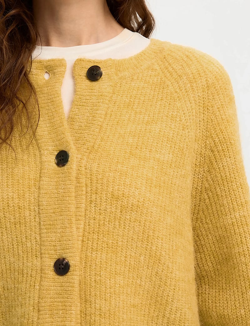 Selected - SLFLULU LS KNIT SHORT CARDIGAN NOOS - cardigans - ochre - 3