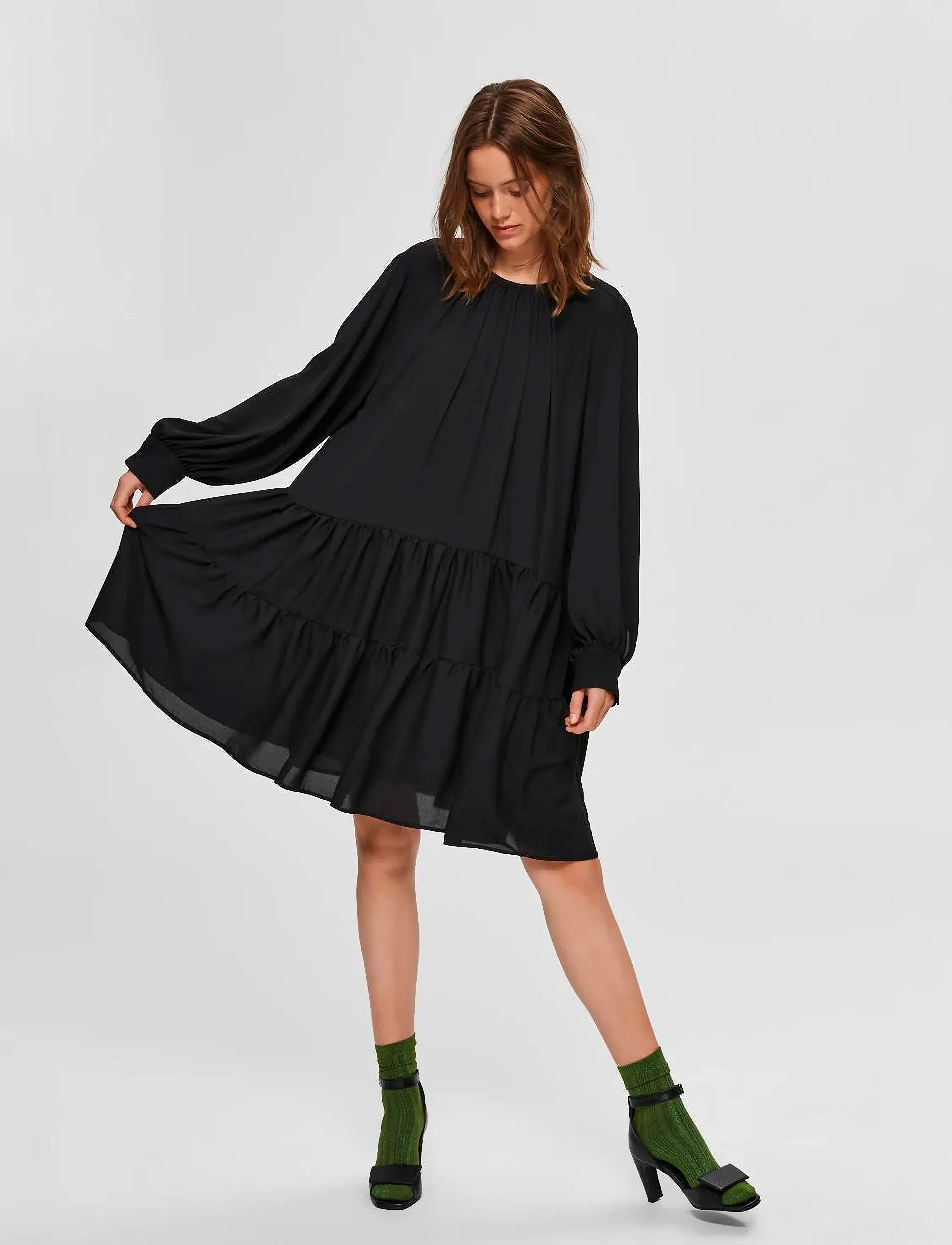 Selected - SLFAMAYA LS SHORT DRESS - kurze kleider - black - 4