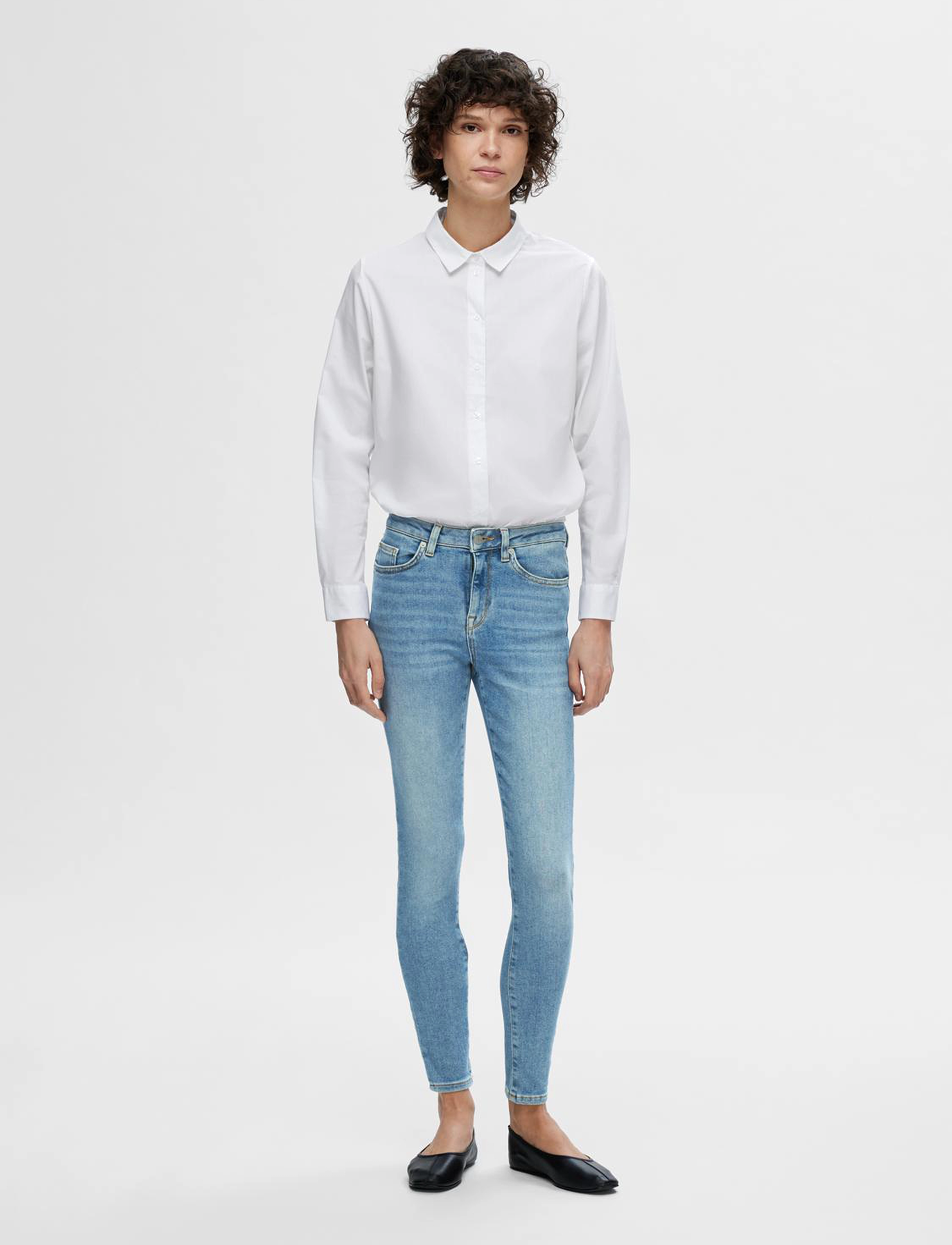 Selected - SLFSOPHIA MW SKINNY MID BLUE JEAN U NOOS - jeans skinny - medium blue denim - 4