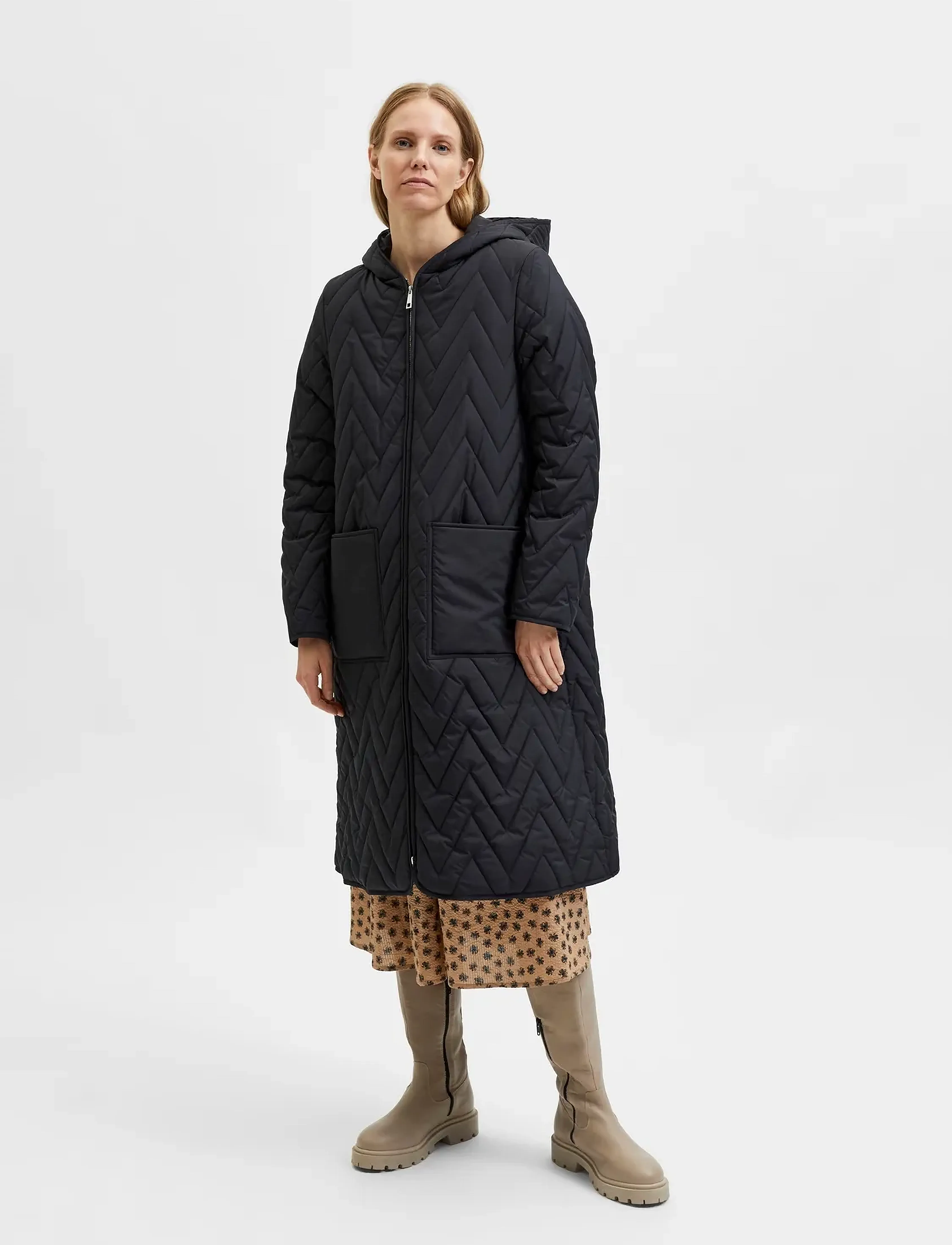 Selected - SLFNORA QUILTED COAT - overtøj - black - 4