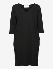Selected Femme - SLFCARO-TUNNI 3/4HORT DRESS - kurze kleider - black - 0