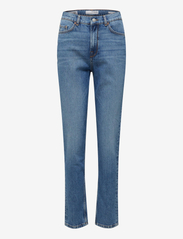 Selected Femme - SLFAMY HW SLIM CHAMBLY BLU JEANS U - slim fit jeans - medium blue denim - 0