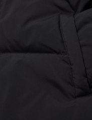 Selected Femme - SLFDAISY DOWN JACKET B NOOS - winter jackets - black - 3