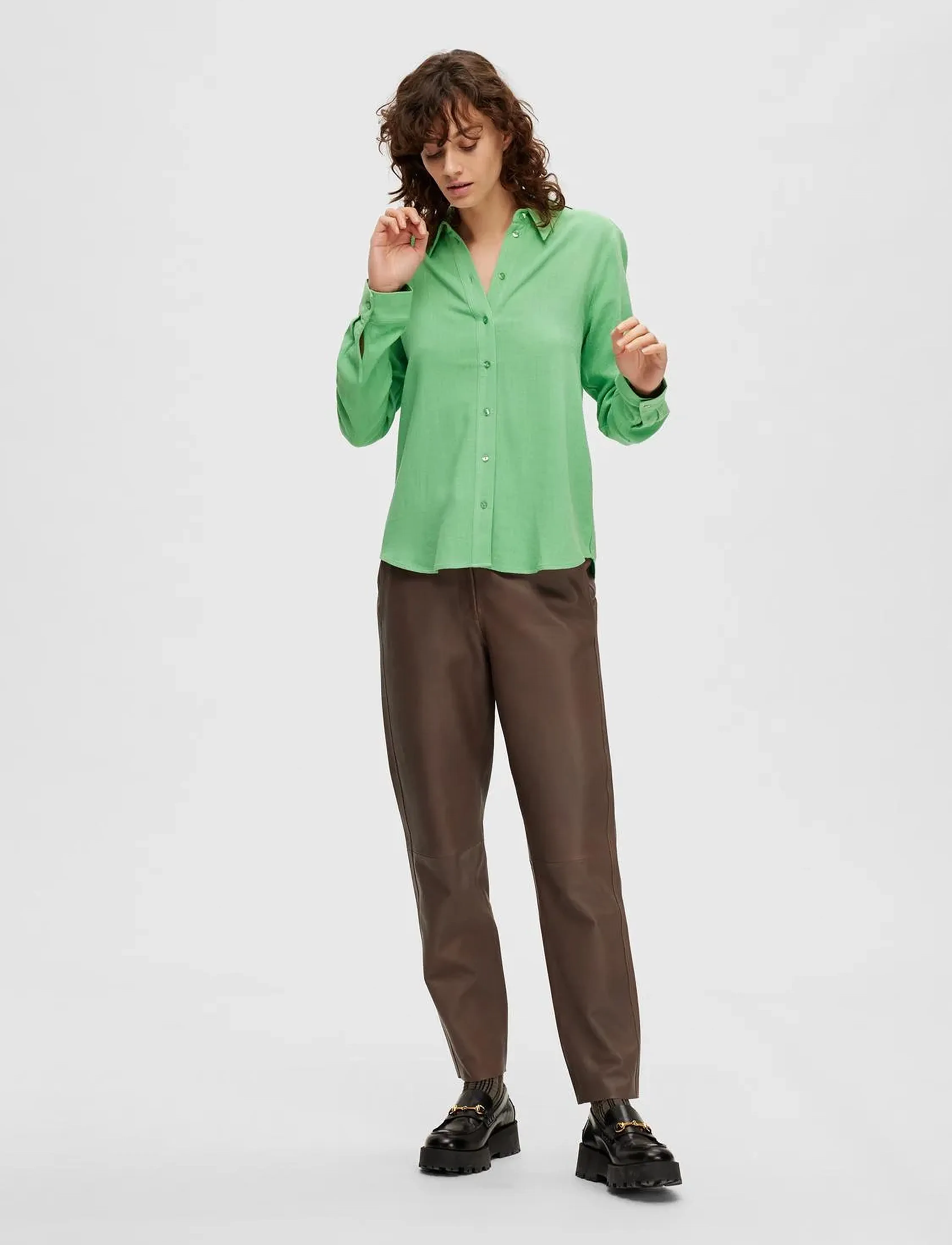 Selected - SLWVIVA LS SUN SHIRT NOOS - langærmede skjorter - absinthe green - 4