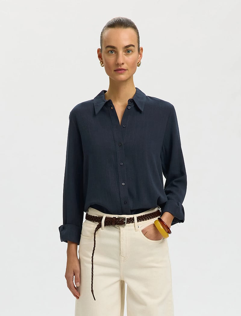 Selected - SLWVIVA LS SUN SHIRT NOOS - langärmlige hemden - dark sapphire - 0
