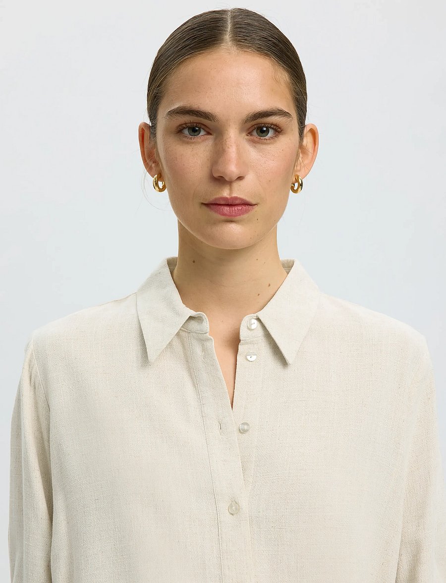 Selected - SLWVIVA LS SUN SHIRT NOOS - langärmlige hemden - sandshell - 5