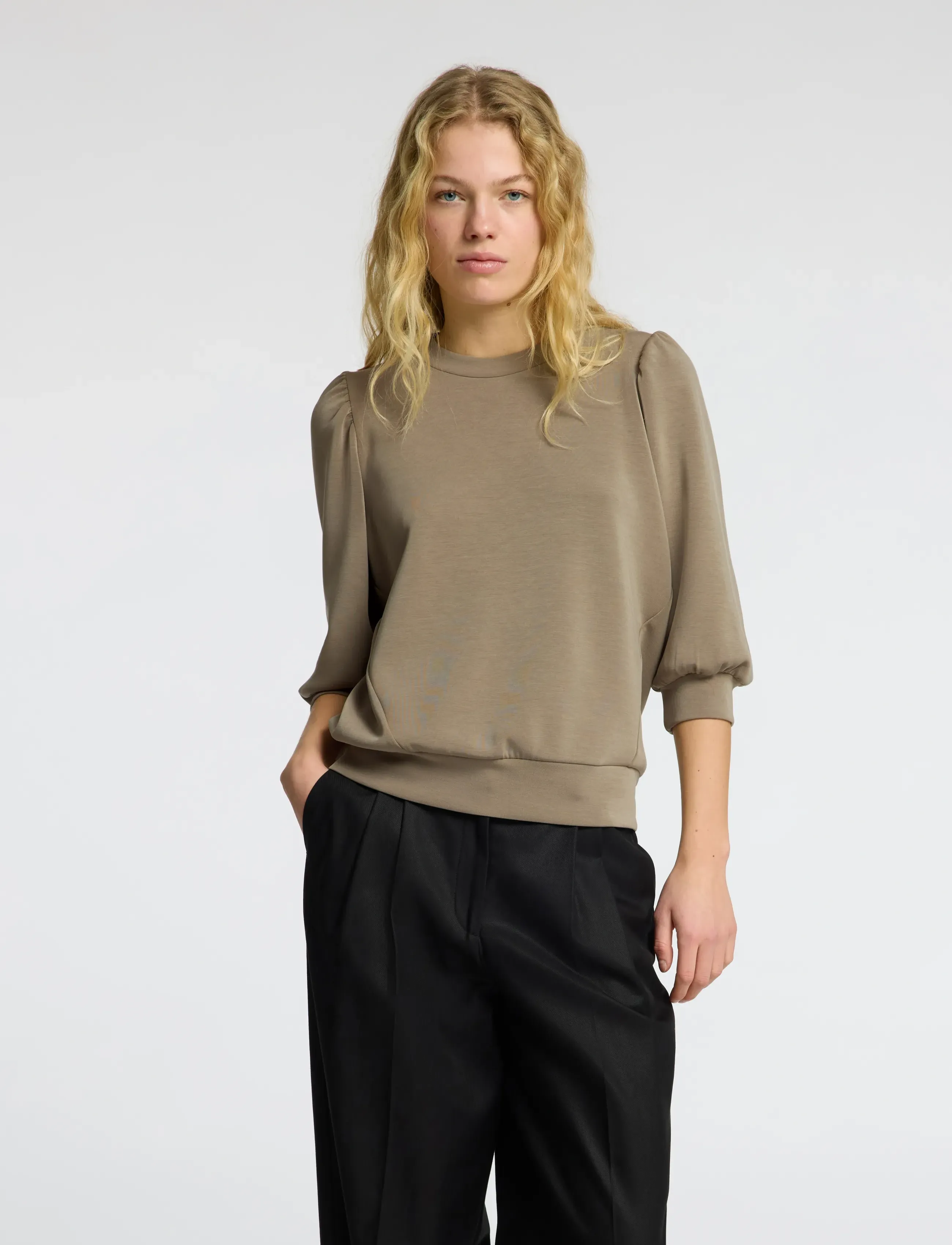 Selected SLFTENNY 3/4 SWEAT TOP NOOS - Langermede topper - VETIVER / khaki/green
