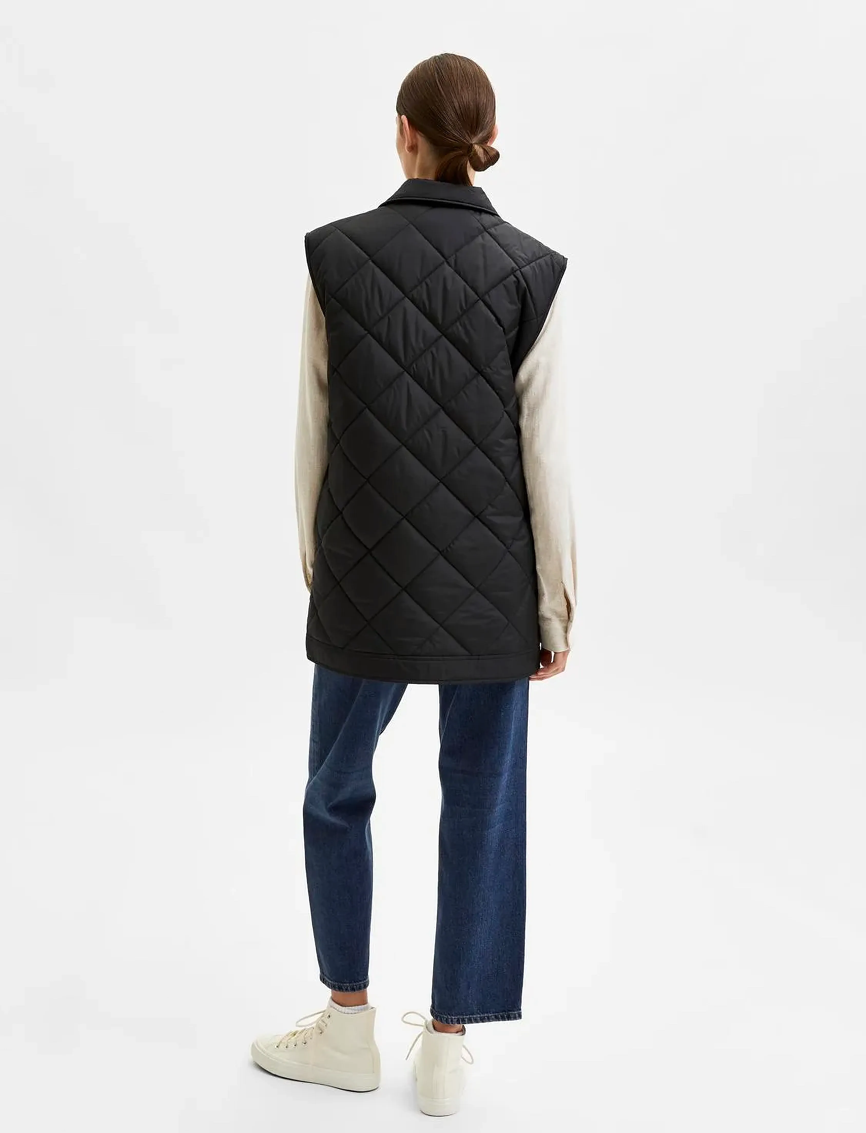 Selected - SLFTINNA LONG QUILTED VEST - gefütterte westen - black - 3