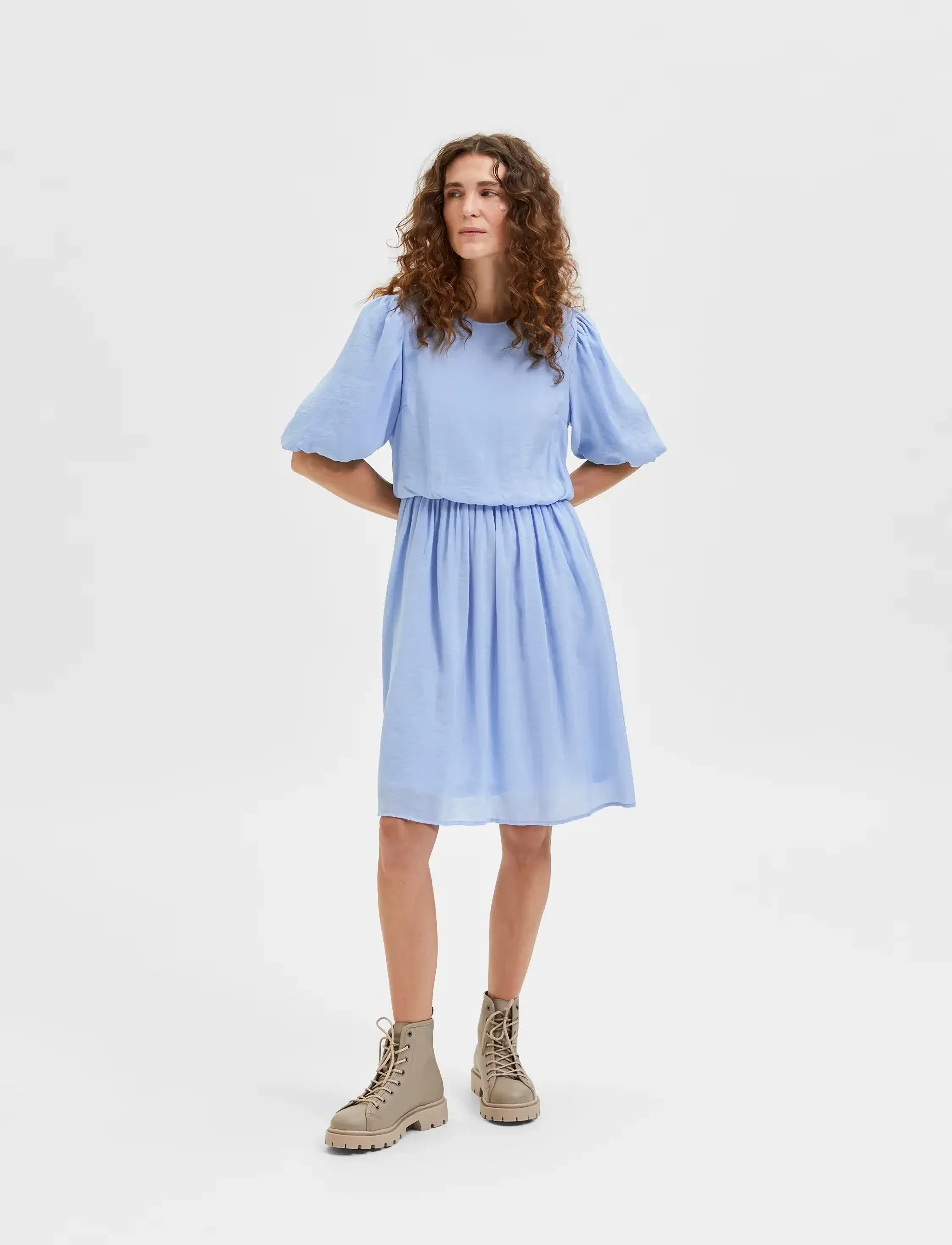 Selected - SLFSULINA 2/4HORT DRESS M - kurze kleider - blue bell - 4