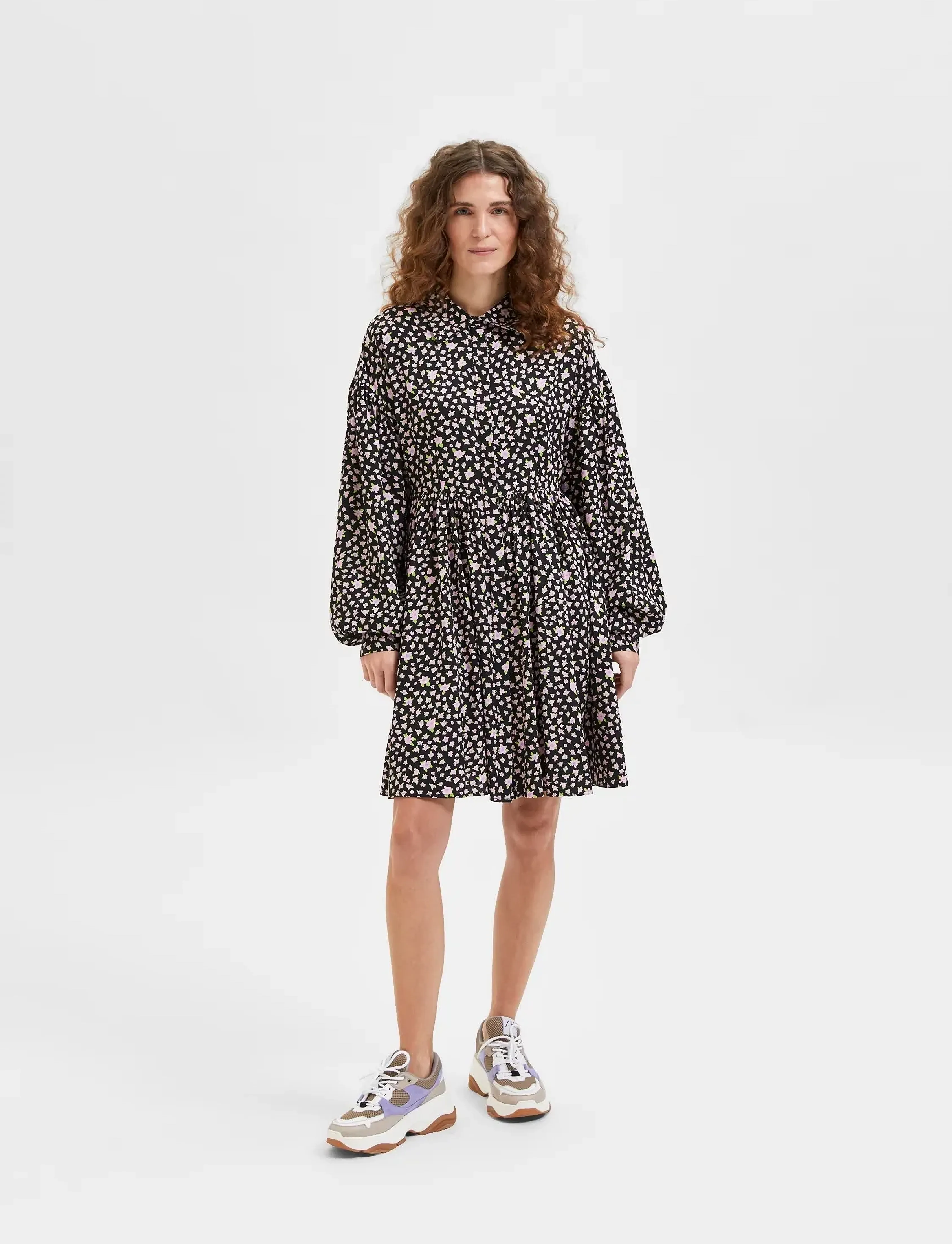 Selected - SLFJUDITA LS SHORT SHIRT DRESS B - skjortekjoler - black - 4